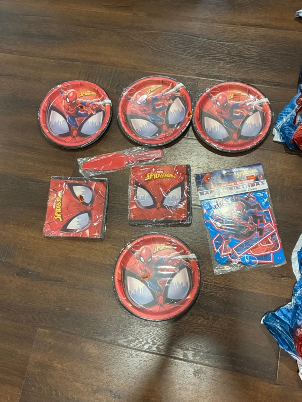 MARVEL Spiderman HAPPY BIRTHDAY Party Tableware Set PLATES NAPKINS TABLECLOTH
